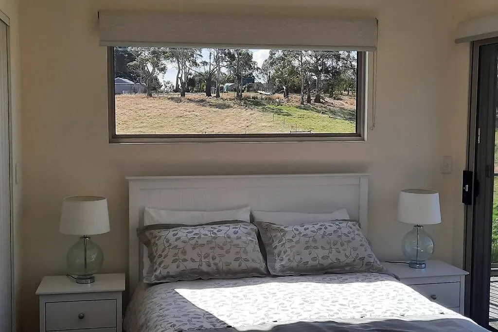 Private Getaway Close To Clifton Beach Hobart